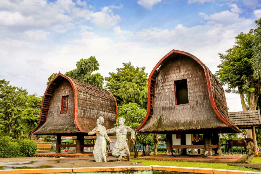 Rumah Adat Cilandak Timur